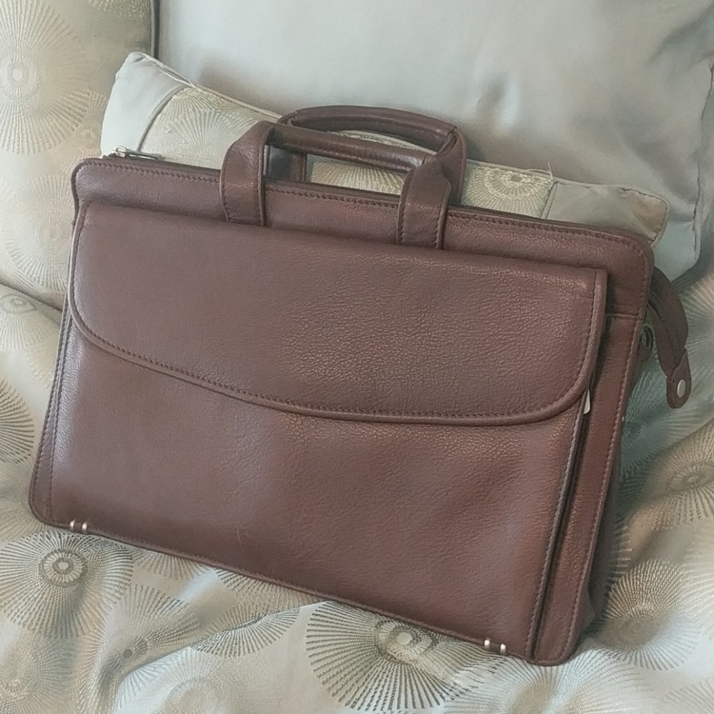 NWOT Bellino leather briefcase 💼